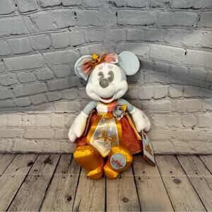 Disney Minnie Mouse Main Attraction King Arthur Carrousel Plush